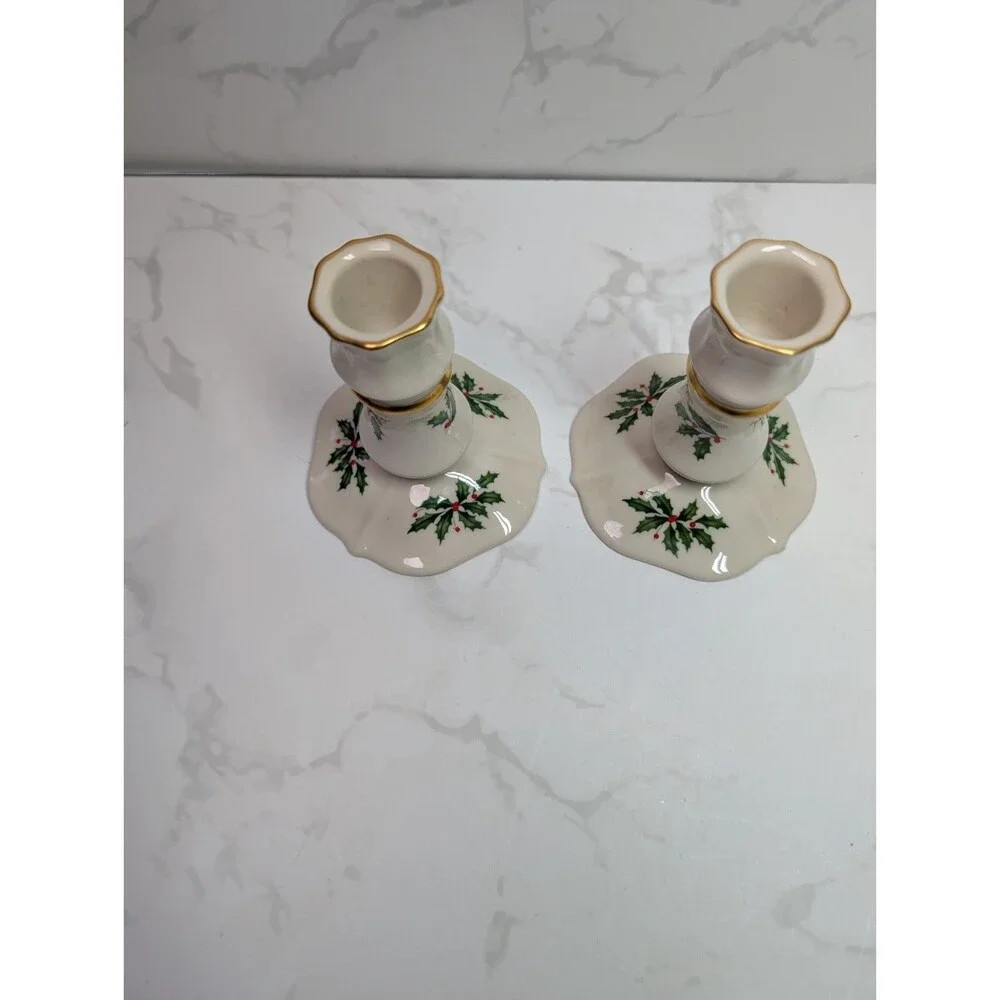 Lenox Holiday Candlesticks Pair Gold Trim USA Christmas Holly 4.5